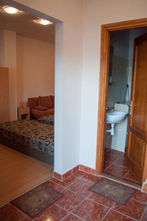 Bornemisza Kuria Apartment Tiszabecs Екстериор снимка